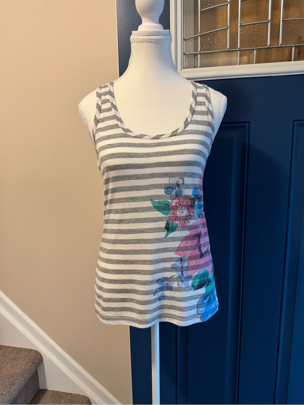 Forever 21 Gray & White Striped Floral Scoop Tank